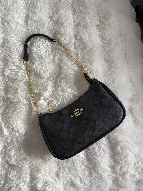 Coach Handbags - Coach Black Signature Chain Shoulder Bag with Gold Hardware